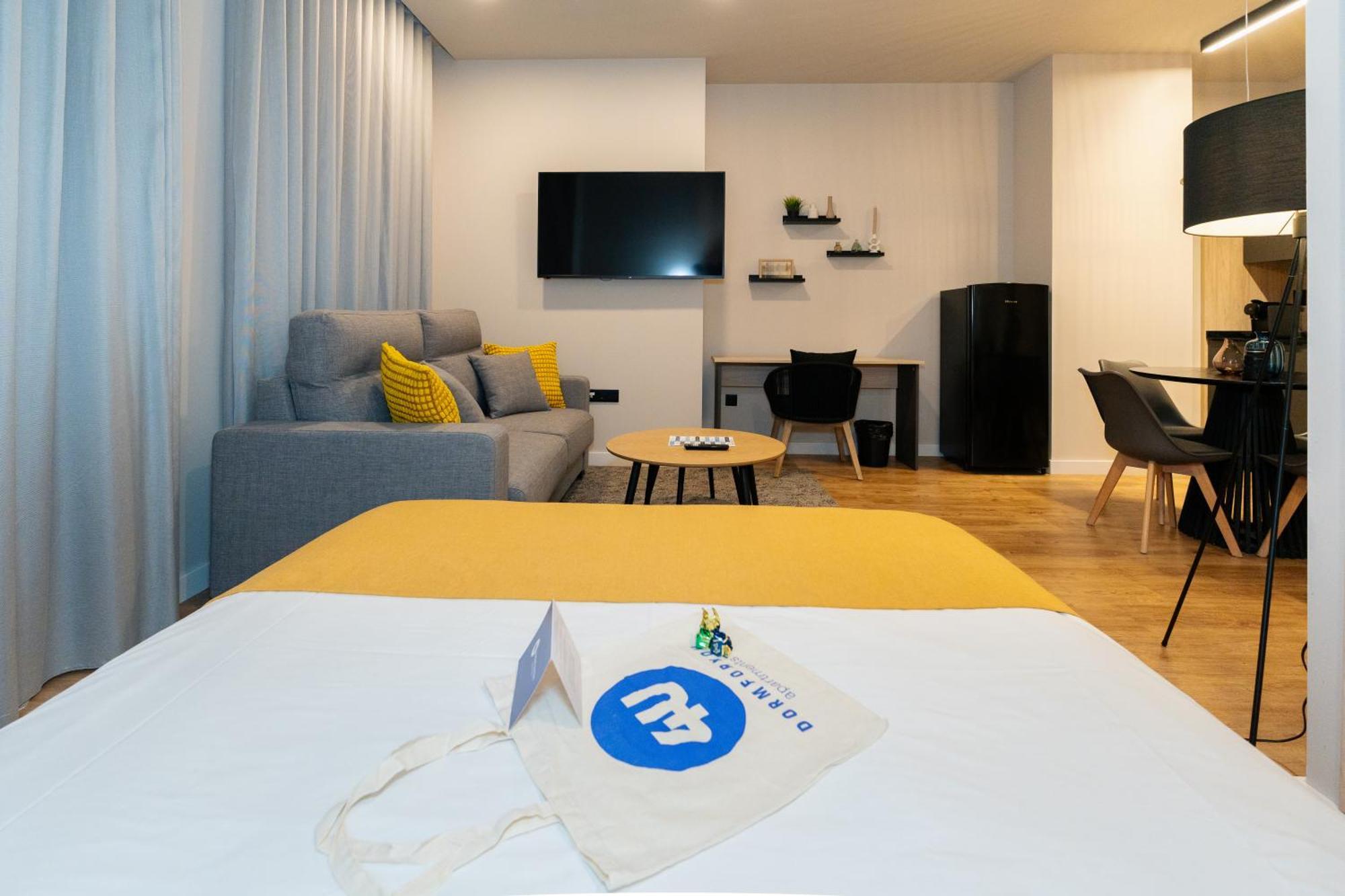 Dorm4You Arena 2 Valensiya Dış mekan fotoğraf