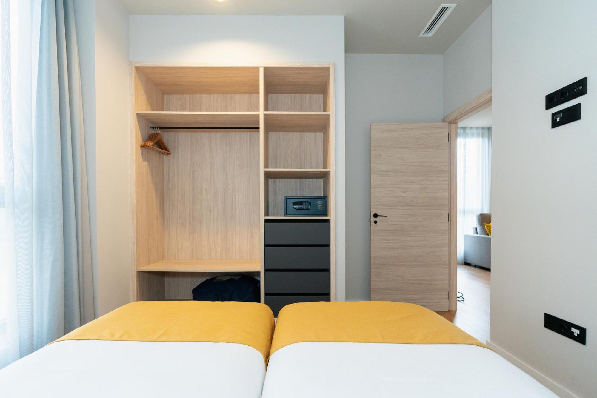 Dorm4You Arena 2 Valensiya Dış mekan fotoğraf