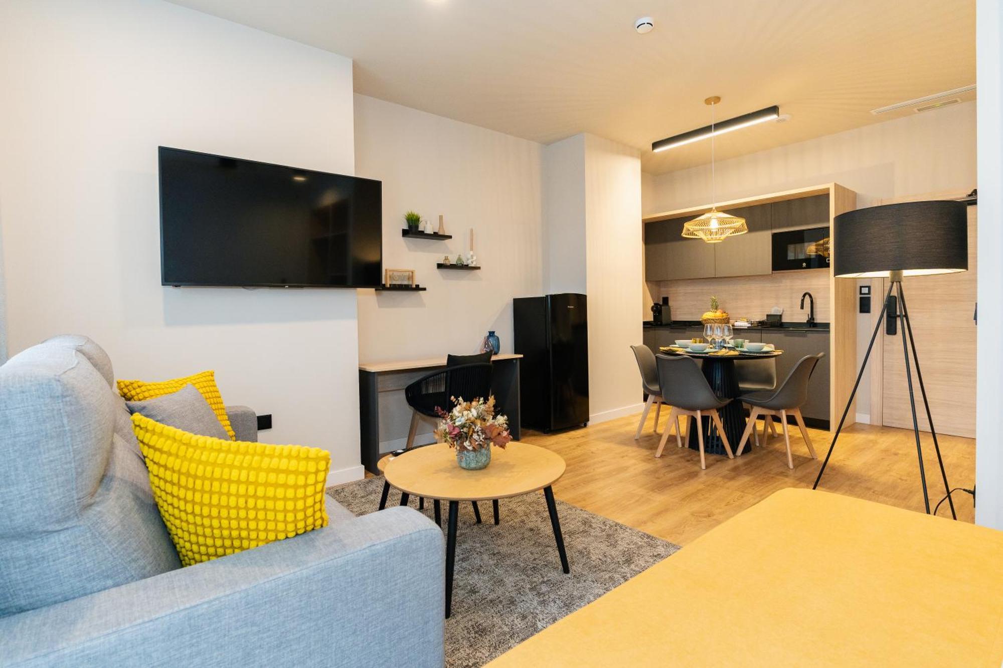 Dorm4You Arena 2 Valensiya Dış mekan fotoğraf