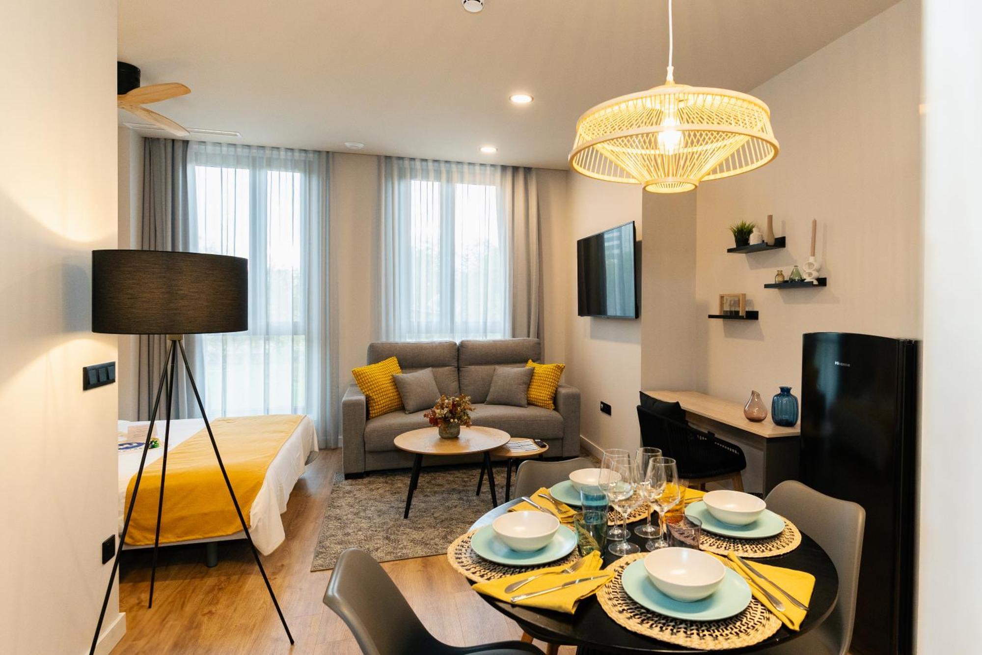 Dorm4You Arena 2 Valensiya Dış mekan fotoğraf